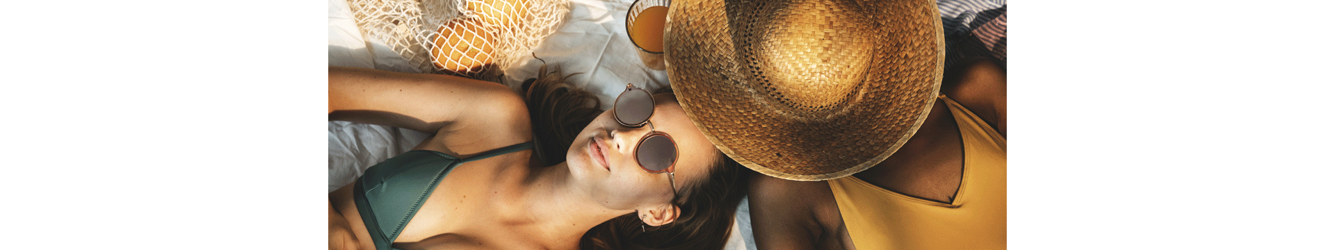 Žena se zdravým opálením