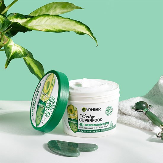 Garnier Body Superfood Avocado v krabičce