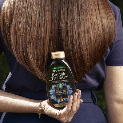 Botanic Therapy Magnetic Charcoal očisťující šampon - 2