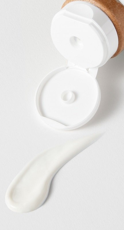 Garnier Ambre Solaire Super UV pleťový ochranný krém SPF50+